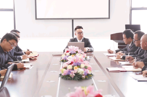 超人廚衛羅子健:在企業與文學“飛地”中瀟灑散步