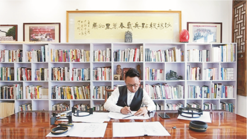 超人廚衛羅子健:在企業與文學“飛地”中瀟灑散步