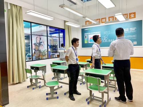 三雄極光智慧校園照明：懂你所需 想你所想