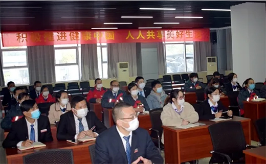 揚子健康電熱水器開展全員商務禮儀培訓!