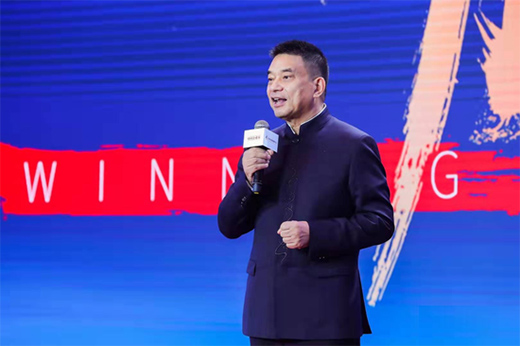 劉永好與黃崢：自我奮斗與歷史進程之間