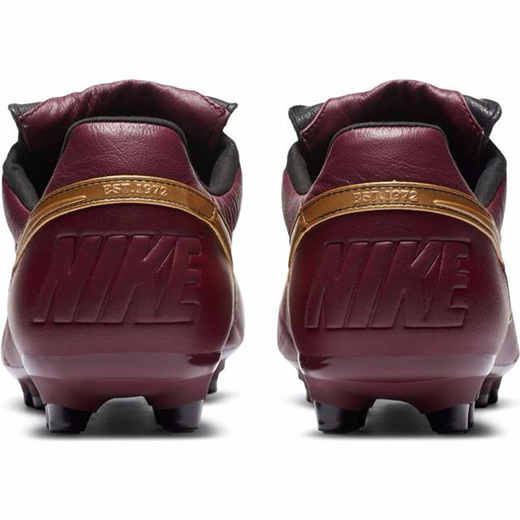 新配色Nike Premier II足球鞋上市