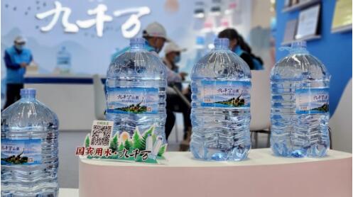 打造品牌差異化，九千萬山泉深入人心