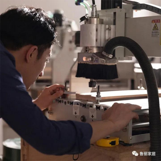實力領跑 魯麗全屋定制和地方性家具廠的差距一比便知