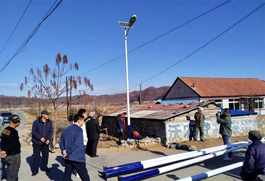路燈照明鄉間路 亮化工程暖人心
